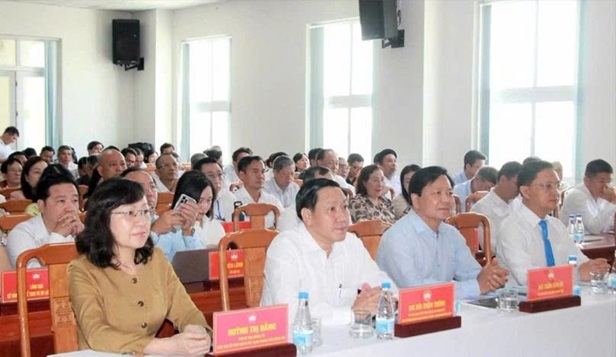 Các đại biểu tham dự hội nghị
