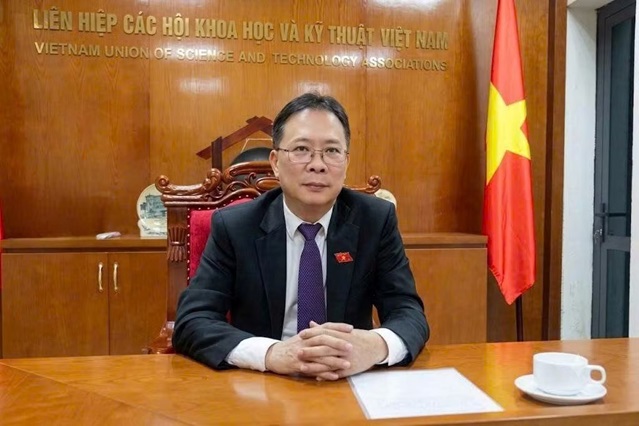 GS.VS Châu Văn Minh, Bí thư Đảng ủy Liên hiệp các Hội Khoa học và Kỹ thuật Việt Nam. Ảnh: Mai Loan.